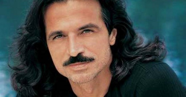 Το «φαινόμενο» Yanni. Ο διεθνούς φήμης συνθέτης από την Καλαμάτα, που γράφει μουσική χωρίς να ξέρει νότες.